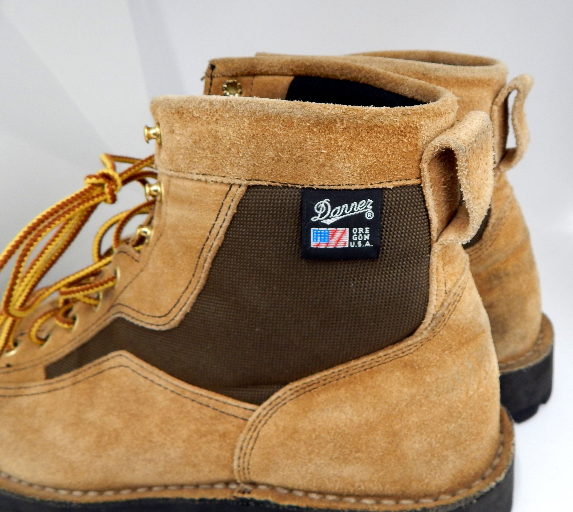 DANNER/ダナー ライトタイプ MUGHO D - 7009 ベージュスエード 28 - 安心保証・業界最安値の販売 福助